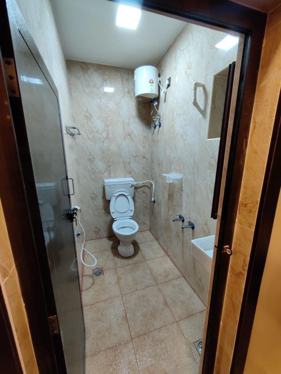 Sundar Lodge Tiruppatur Экстерьер фото
